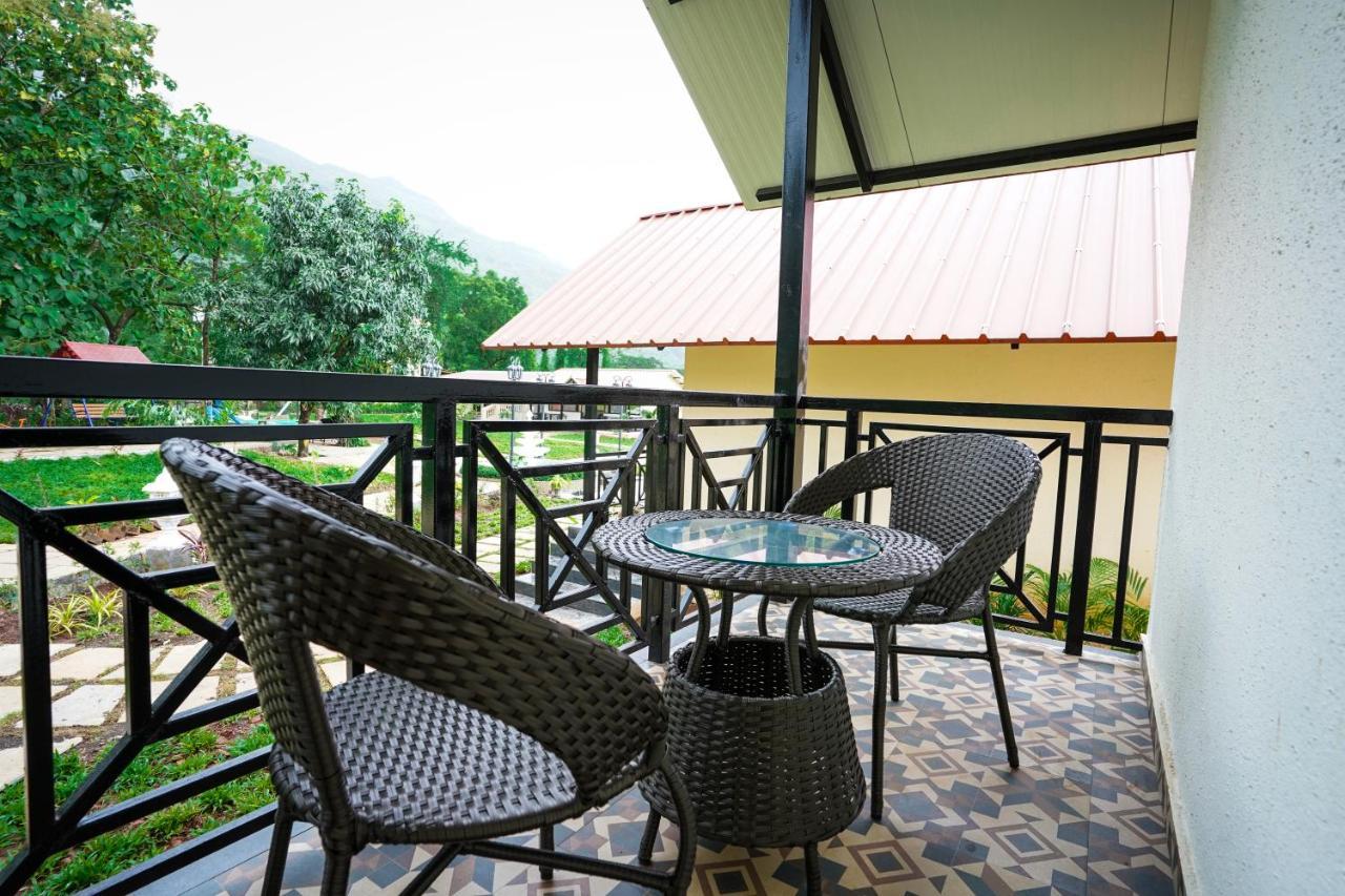 Ninad Homestays Карджат Екстер'єр фото