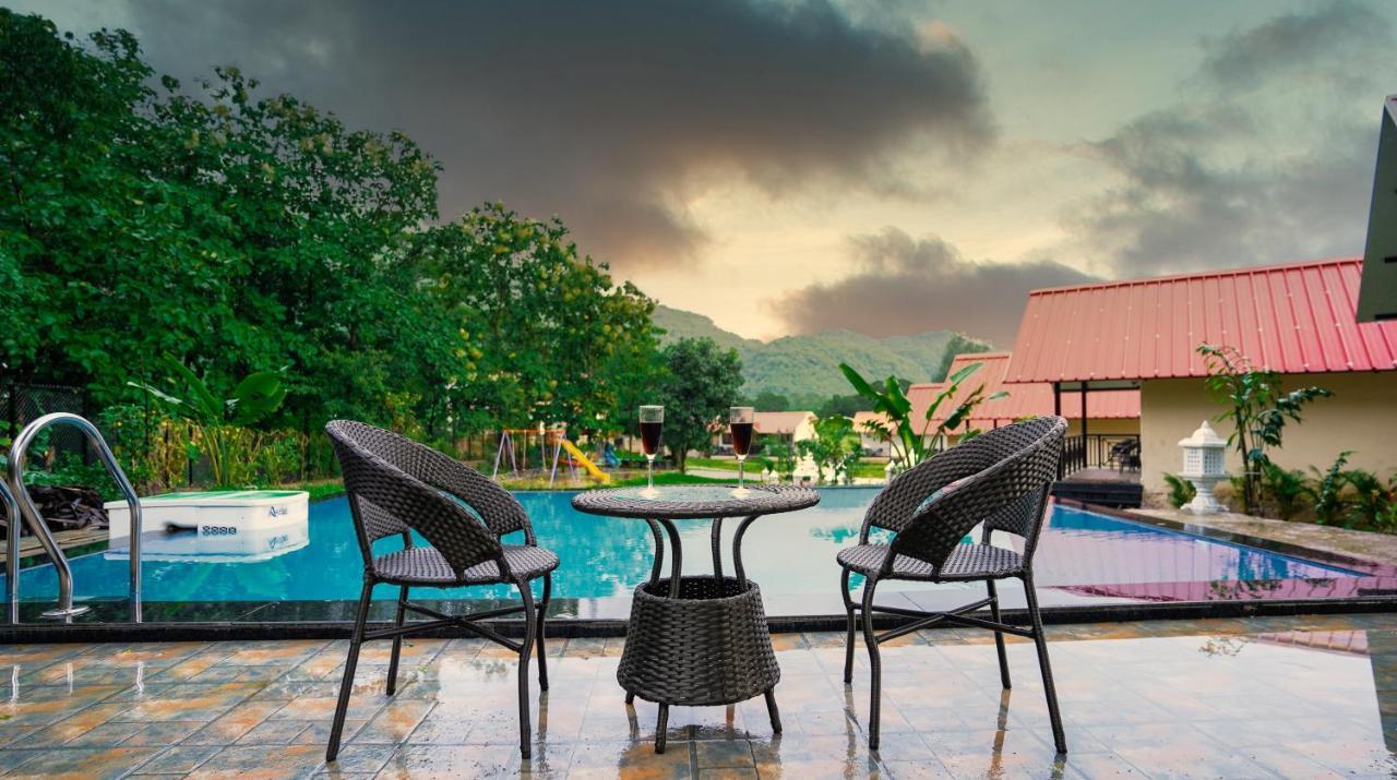 Ninad Homestays Карджат Екстер'єр фото