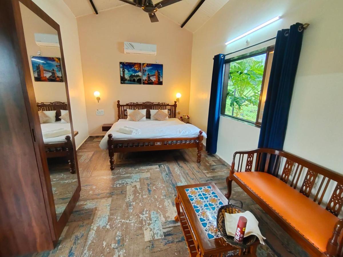 Ninad Homestays Карджат Екстер'єр фото